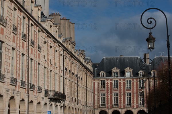 France, Région Ile de France, paris, 4e arrondissement, le Marais, Place des Vosges, façades, uniformité du bâti,