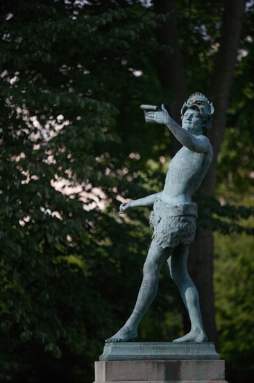 France, Région Ile de France, Paris 6e arrondissement, Jardin du Luxembourg, statue de l'acteur grec