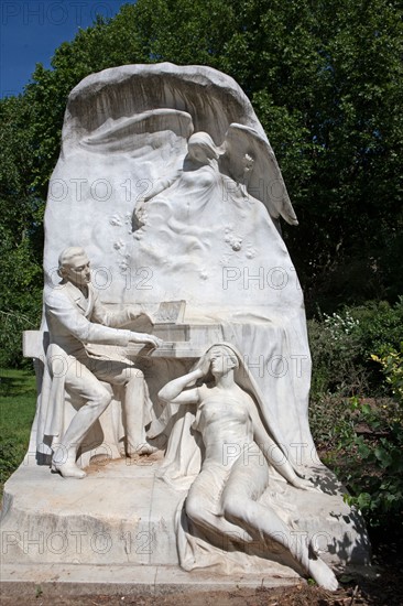 France, Région Ile de France, Paris 8e arrondissement, Parc Monceau, statue hommage à Frederic Chopin,