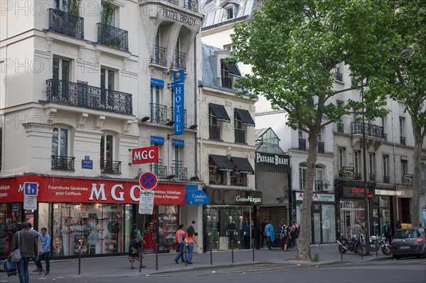 Boulevard de Strasbourg, Paris