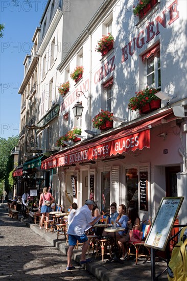 France, Région Ile de France, Paris 18e arrondissement, Montmartre, Place du Tertre, terrasses, artistes, portraitistes et caricaturistes,