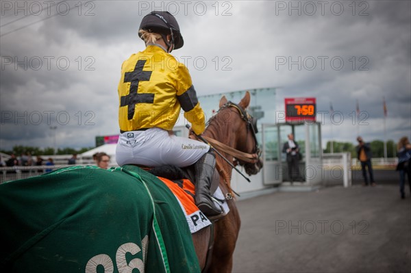 France, Région Ile de France, Val de Marne, hippodrome de Vincennes, Prix du Président de la République, Camille Levesque, trot monté,