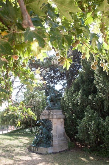Jardin Des Plantes, Statue De Bernardin de Saint Pierre