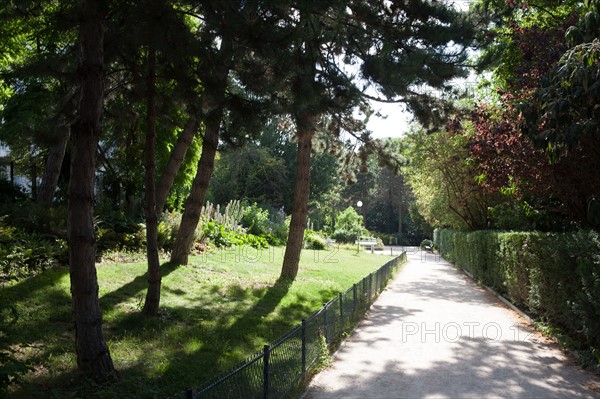 Parc De Belleville, jardin, côté rue des Couronnes