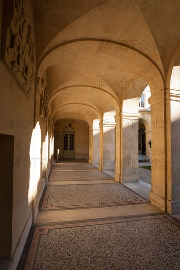 Lycée Henri IV, Paris