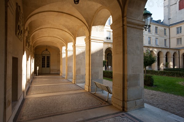 Lycée Henri IV, Paris