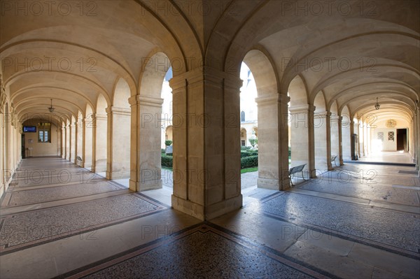 Lycée Henri IV, Paris