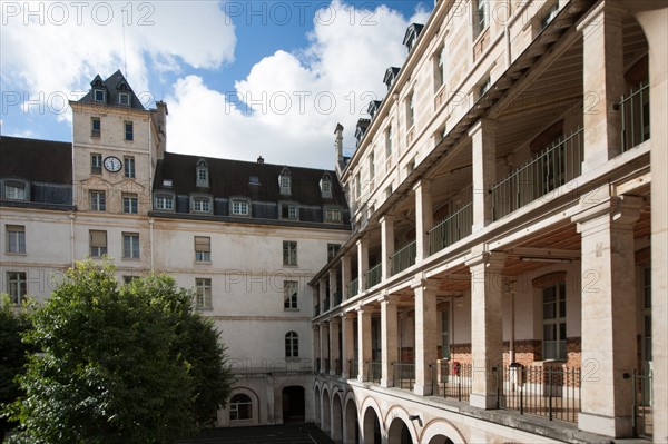 Lycée Louis Le Grand, Paris