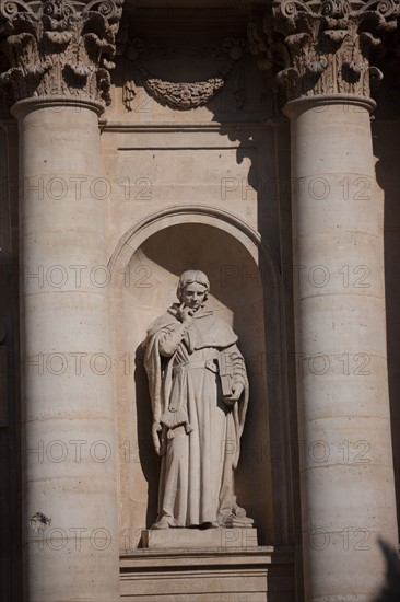 Place De La Sorbonne, Facade of the Sorbonne Chapel