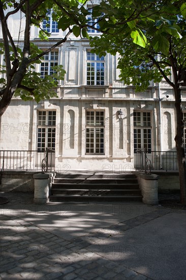 Lycée Charlemagne, Paris