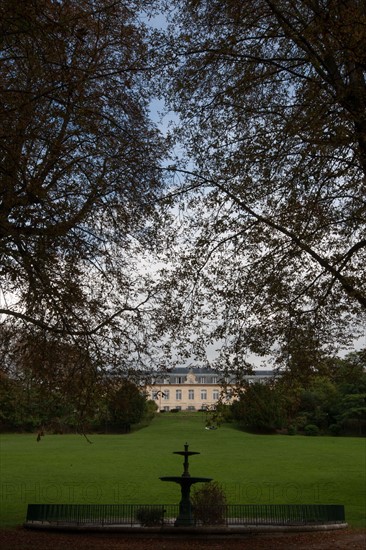 Lycée Michelet, Parc Pavillon Mansart