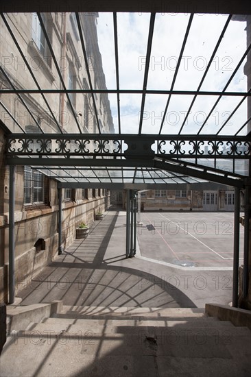 Lycée Jacques Decour, Paris