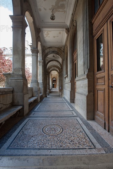 Lycée Jacques Decour, Paris