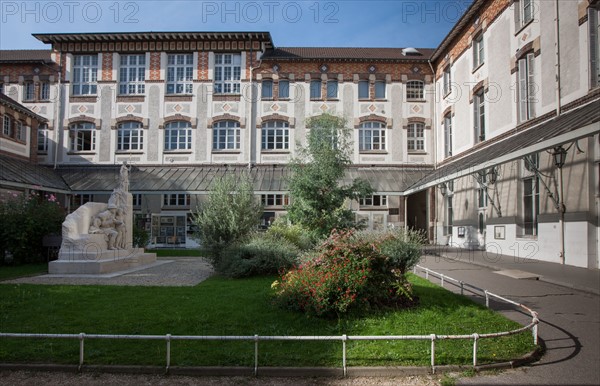 Lycée Carnot, Paris