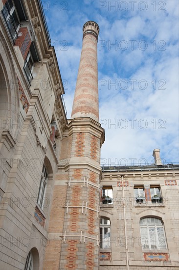 Lycée Voltaire, Paris