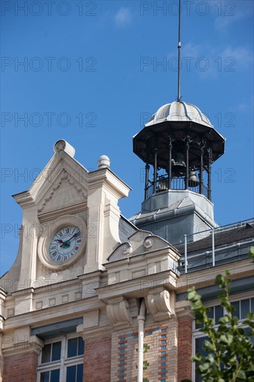 Lycée Voltaire, Paris