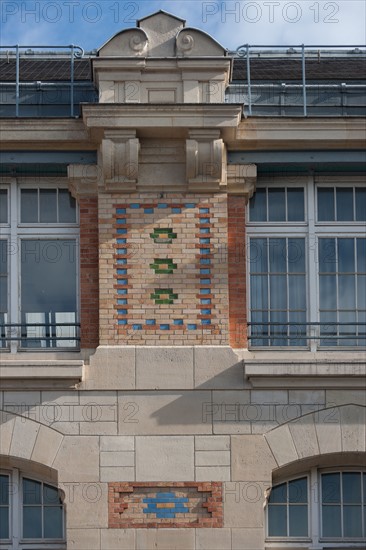 Lycée Voltaire, Paris