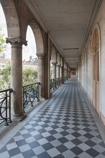 Lycée Arago, Paris