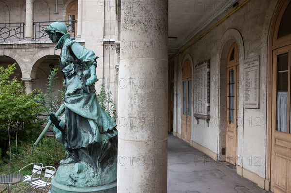 Lycée Arago, Paris