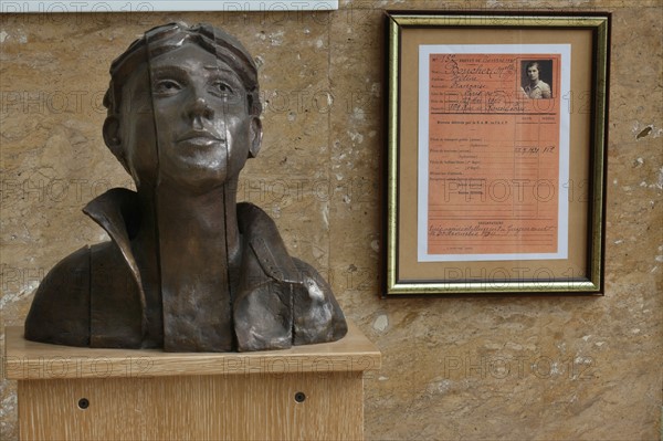 Hall du Lycée Hélène Boucher, Paris