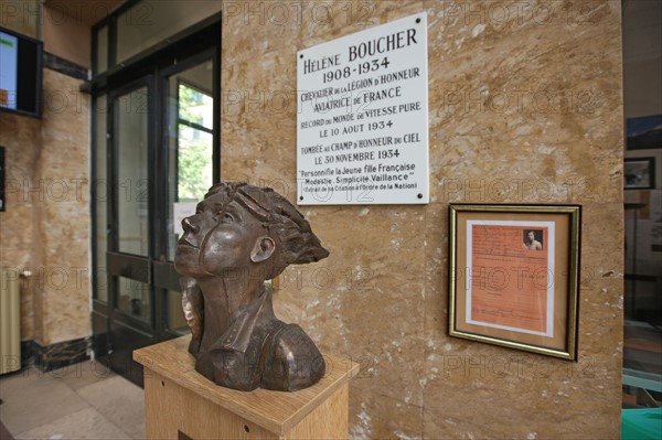 Hall du Lycée Hélène Boucher, Paris