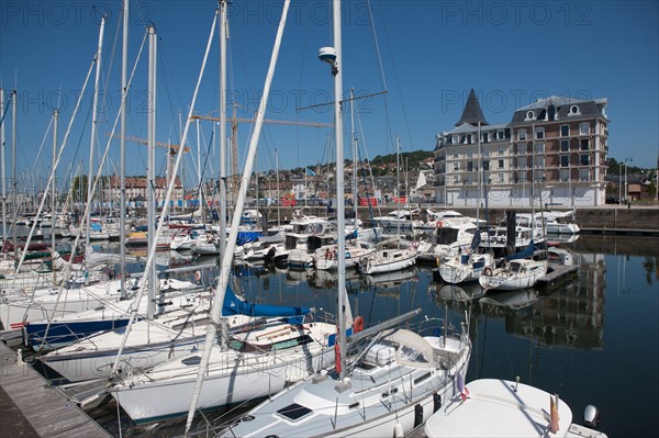 Cote Fleurie, Deauville