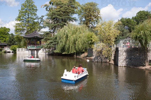 Jardin d'Acclimatation, Lac Dujardin