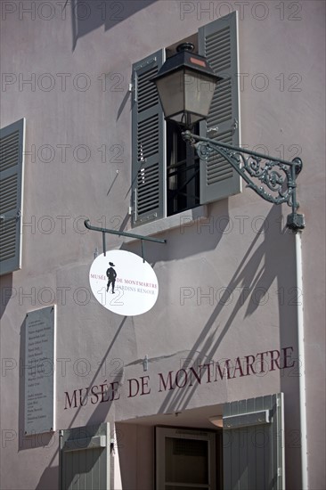 Montmartre, Rue Cortot