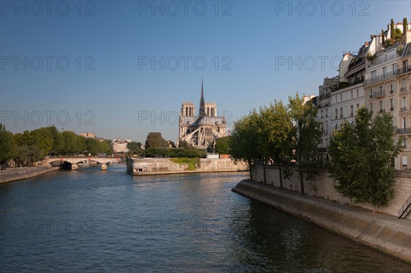 Quai De La Tournelle, Rive Gauche