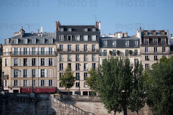 Quai De La Tournelle, Rive Gauche