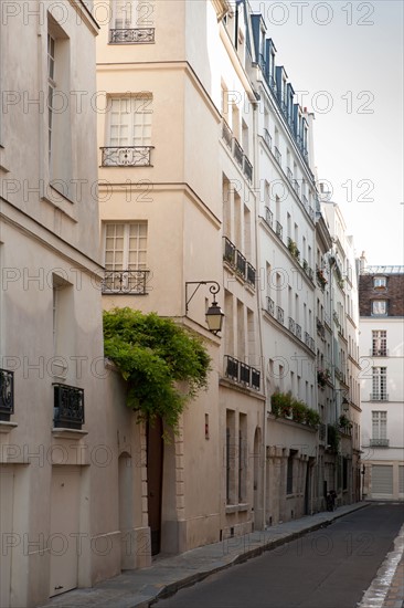 Ile Saint Louis, Rue Budac