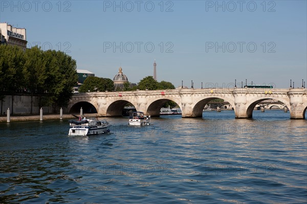 Quai De L'Horloge, Et Pont Neuf