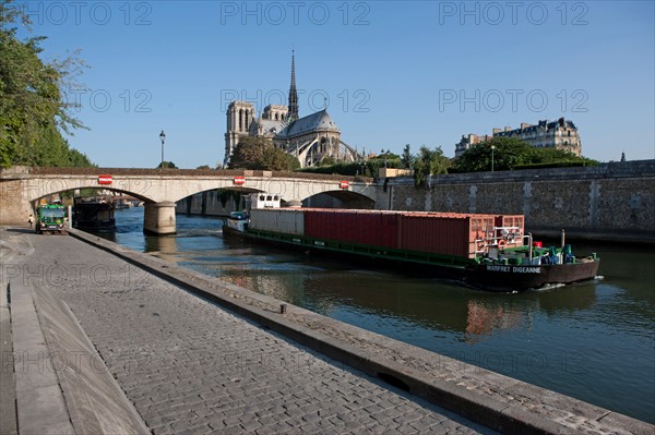 Quai De La Tournelle, Rive Gauche