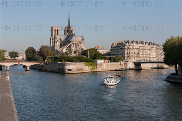 Quai De La Tournelle, Rive Gauche