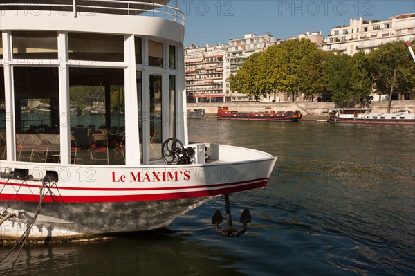 Seine, Port De Grenelle