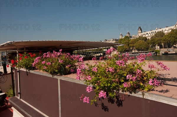 Seine, Port De Grenelle