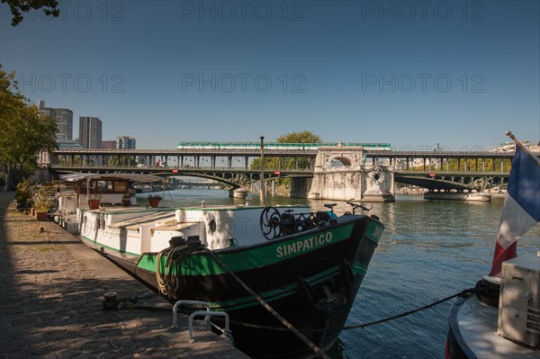 Seine, Port De Grenelle