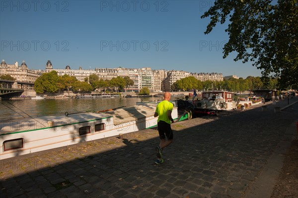 Seine, Port De Grenelle