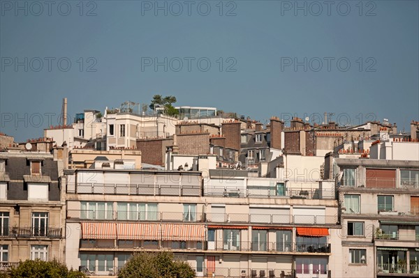 Detail du bati Avenue De New York En Bord de Seine, Difference Stylistiques