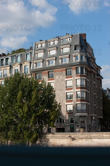 Ile de la Cité, Quai Des Orfevres Depuis Le Quai Des Grands Augustins