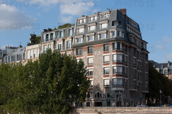 Ile de la Cité, Quai Des Orfevres Depuis Le Quai Des Grands Augustins