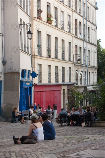 Le Marais, Rue Des Barres