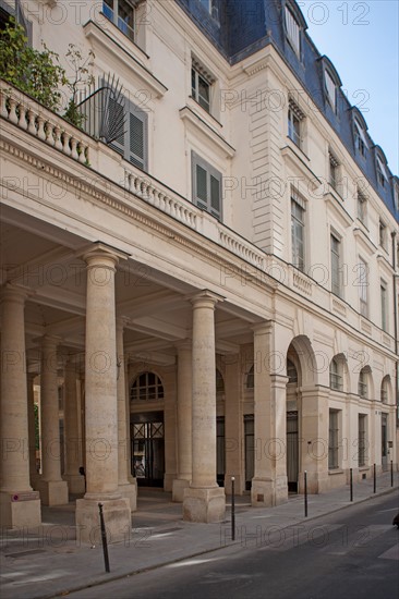 Palais Royal,5 rue de Beaujolais