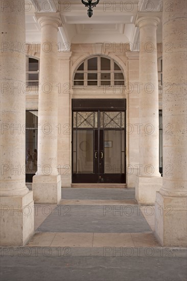 Palais Royal, 5 rue de Beaujolais
