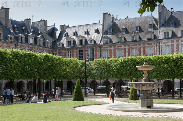 Place Des Vosges, House of Victor Hugo