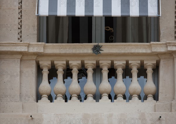 Jardins du Palais Royal, Pavillons De La Galerie Beaujolais