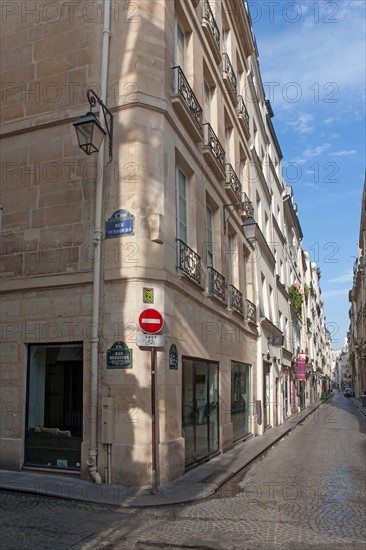 Building where Carlo Goldoni lived in Paris