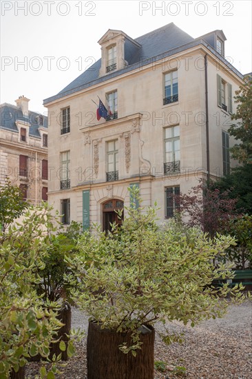 4e Arrondissement, 3 rue De Sully