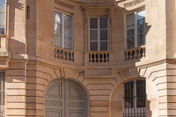 15 rue de Grenelle, Hôtel De Berulle