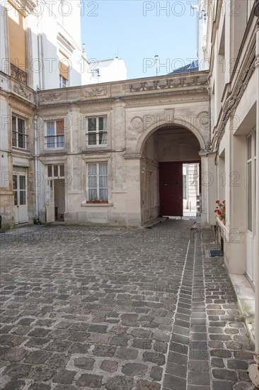 18 rue Seguier, Albert Camus y vécut